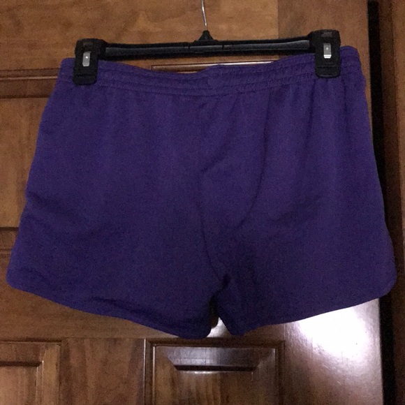 Reversible Mesh Shorts - Picture 7 of 7